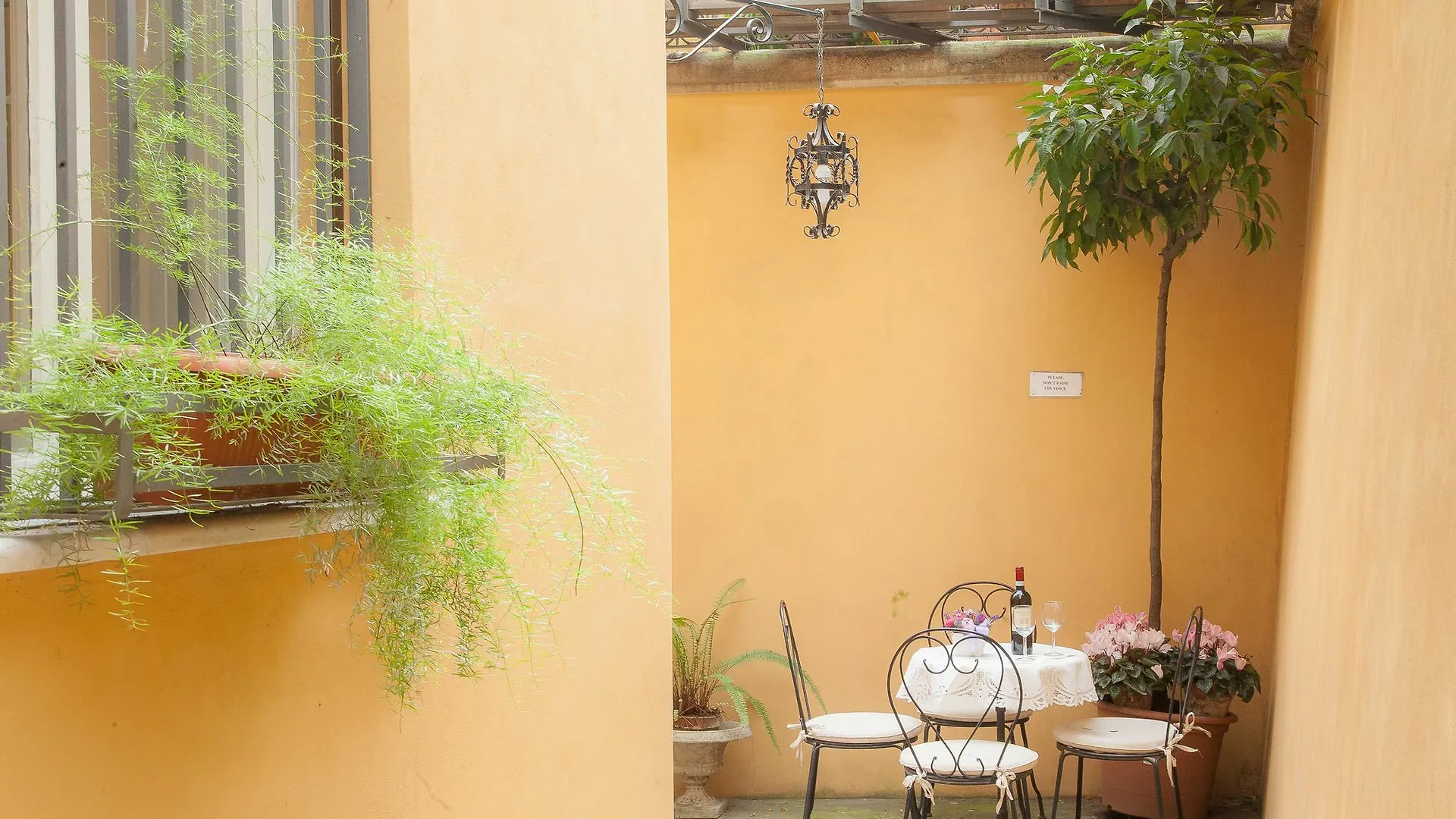 Rental In Rome Ghetto Garden 0*,  Italy